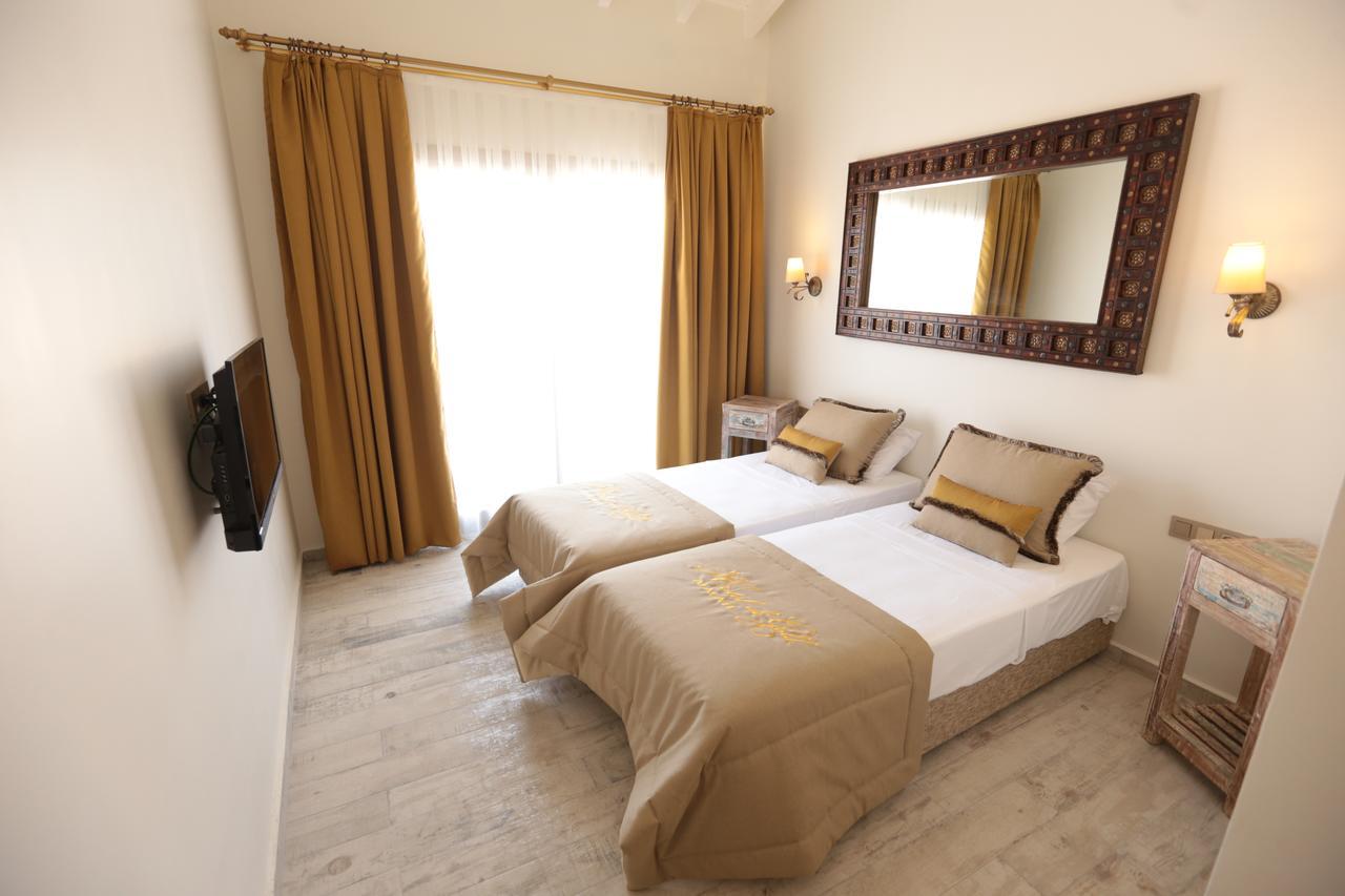 Hotel De Gold Alacati (Adults Only) Exterior photo